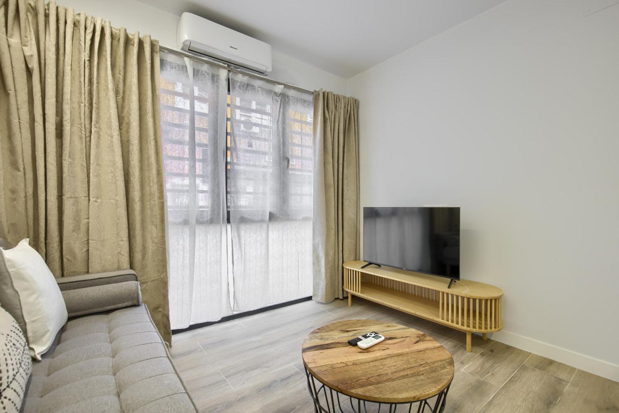 Dobo Madrid Numancia Apartment Exterior foto