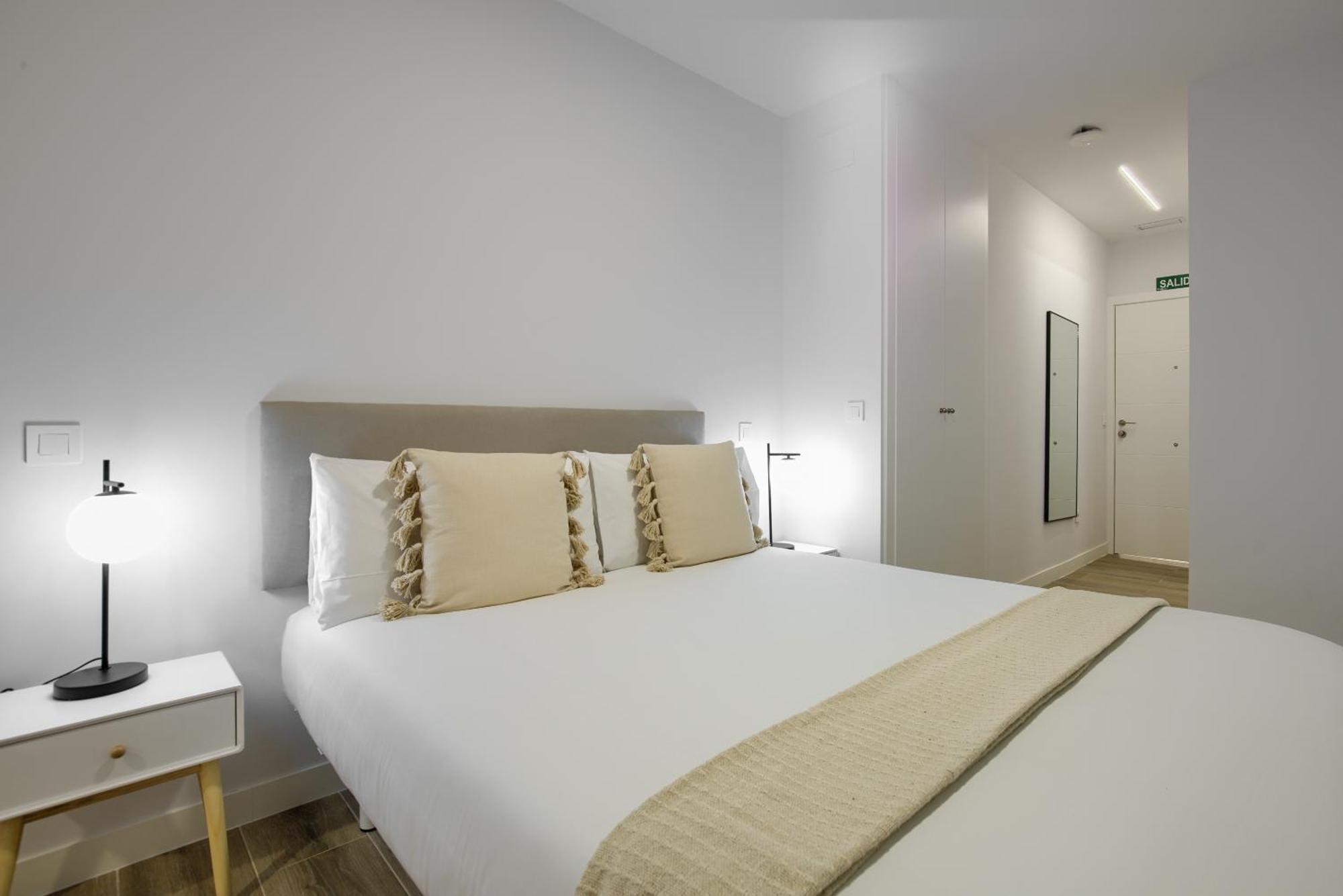 Dobo Madrid Numancia Apartment Exterior foto