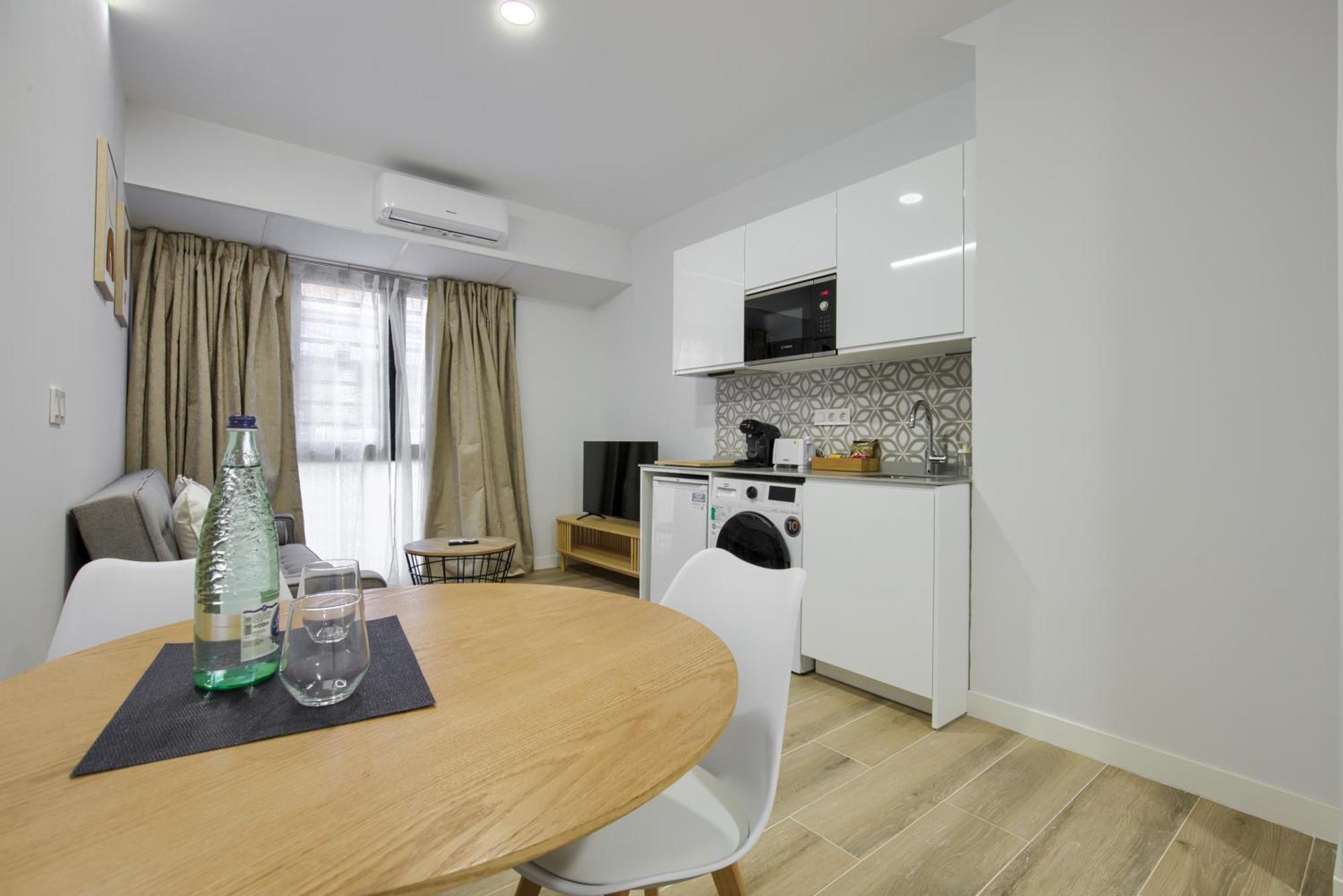 Dobo Madrid Numancia Apartment Exterior foto