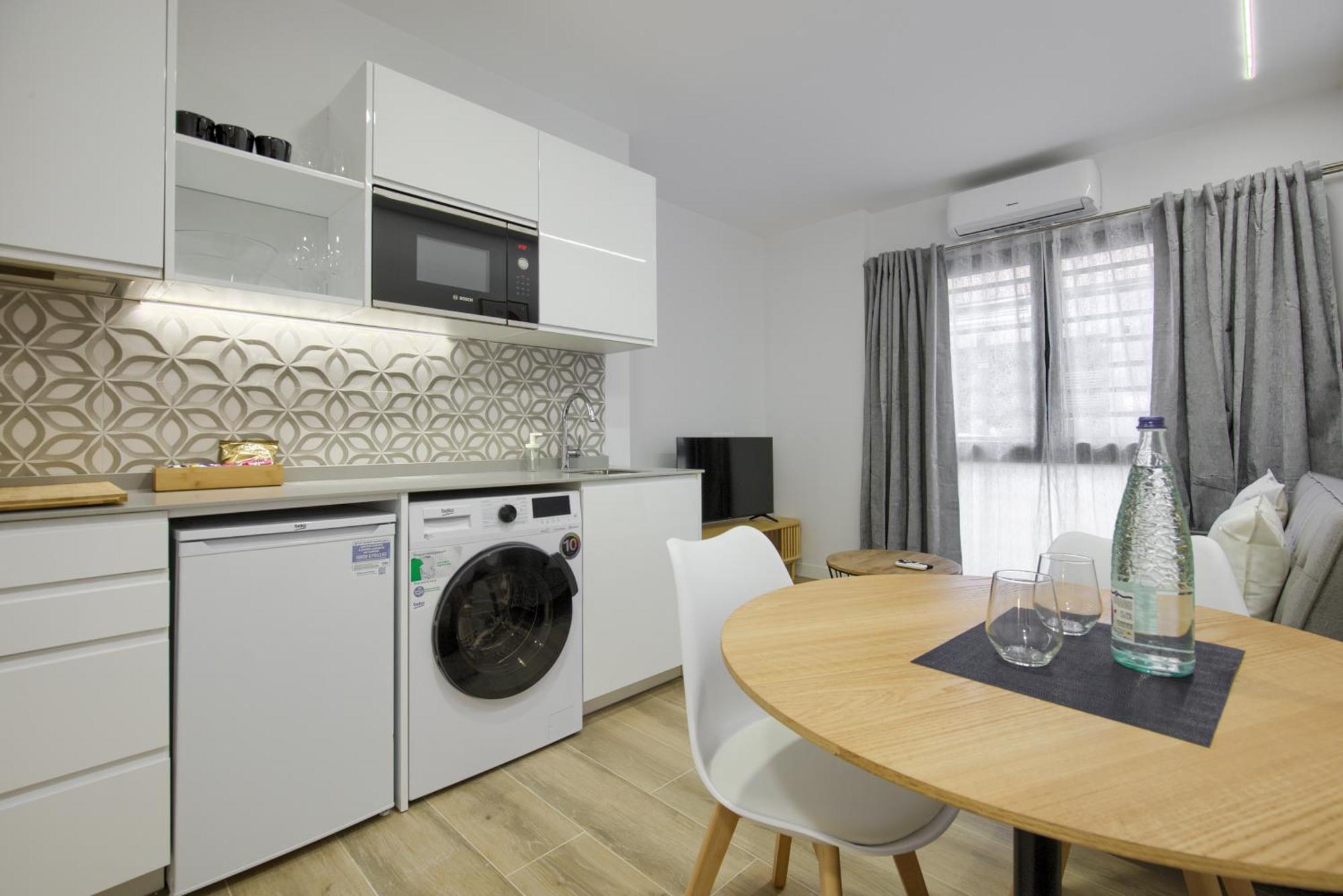 Dobo Madrid Numancia Apartment Exterior foto