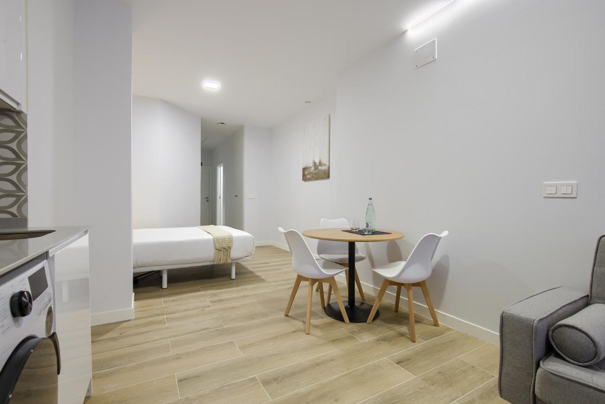 Dobo Madrid Numancia Apartment Exterior foto